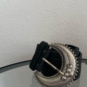 Leather Rock Emeline Contour Leather Belt